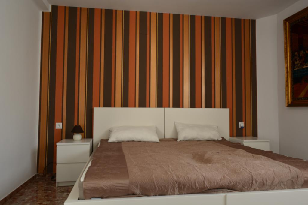 Arena's Apartment *